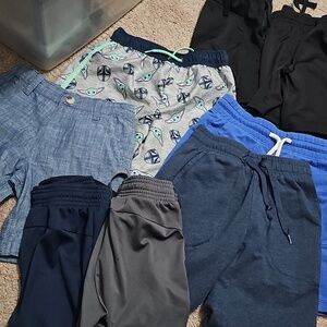 $13 LOWER PRICE IN BUNDLE 9 Size 6/7 Boys Shorts